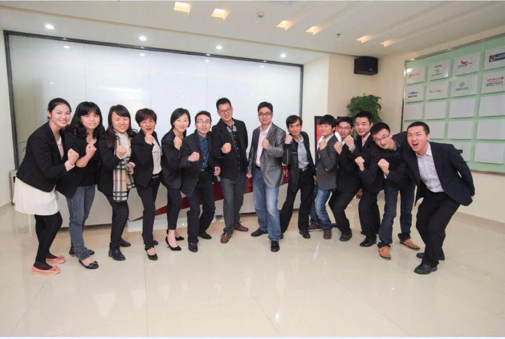 Top Diamond Watch for Men Luxury Hip Hop Blue Dial Arabic Numerals Watches Unique Bling Ice Out Luminous Waterproof Clock